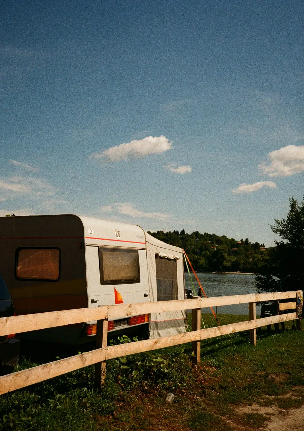 Weathered caravan collected for scrapping in Berkshire